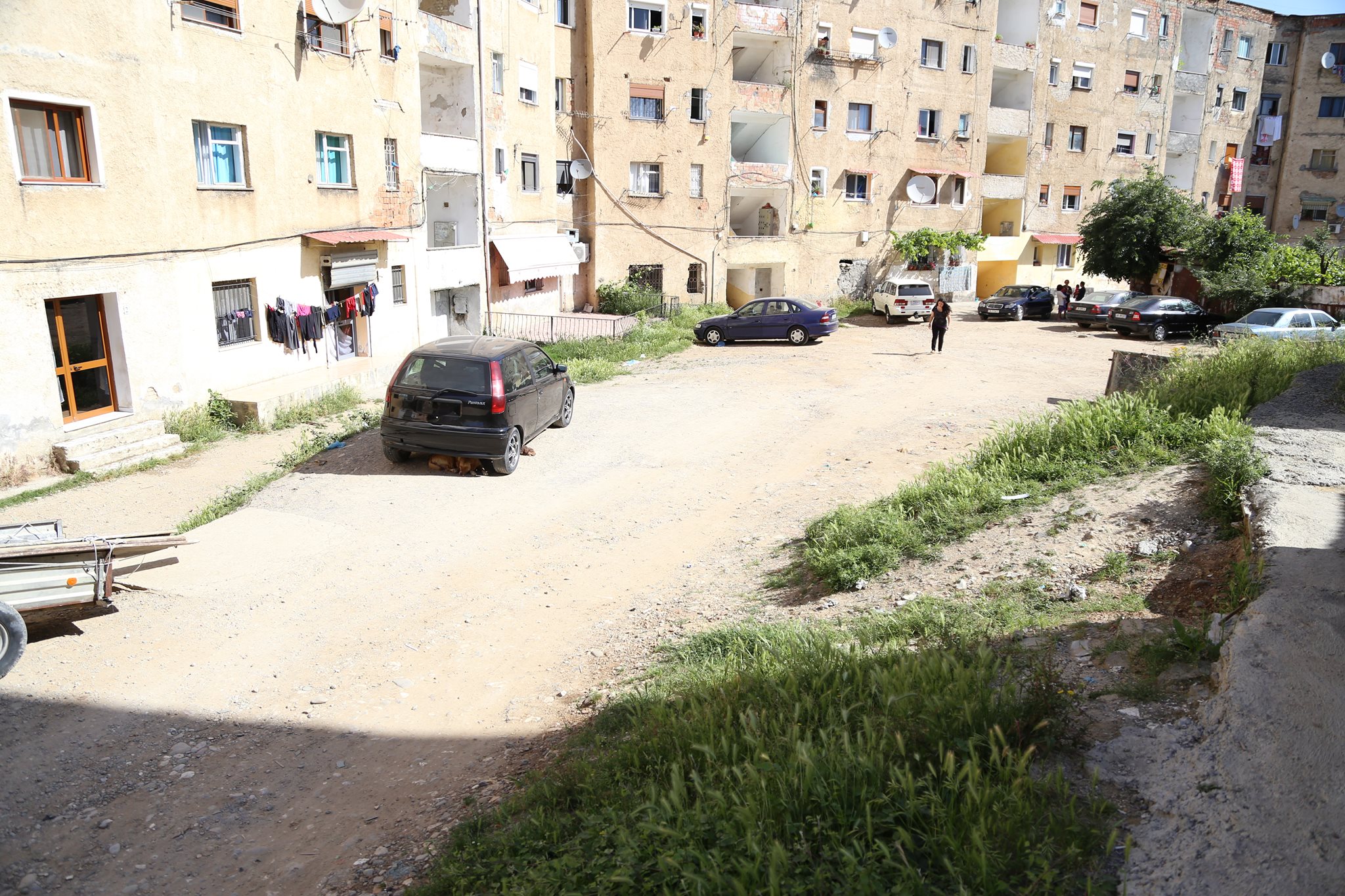 basha ndertim si ishte