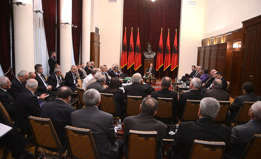 bujar nishani, pronaret 2