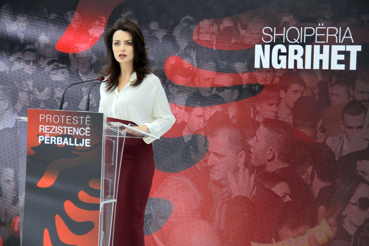 grida duma, 11 tetor