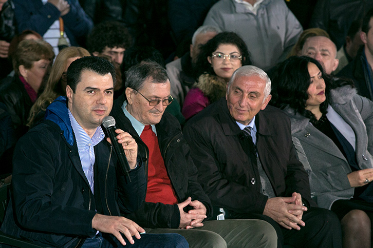 lulzim basha, cadra mesuesit