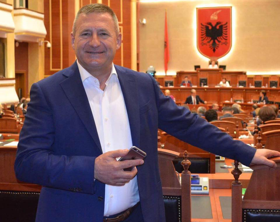 nard ndoka, kuvend_copy_1