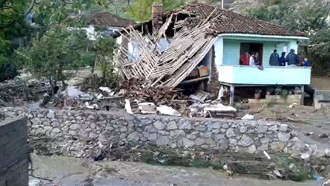 pogradec, shtepia e shembur