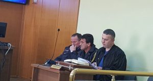 Efektivi i FNSH qan para gjykatës: S’kam bukë në shtëpi, jam gati të vras veten