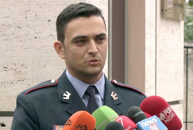 Flet Besmir Karaj: Me gjobën u njoha nga rrjetet sociale, falsifikimi nga eprori im dhe shefja e kabinetit