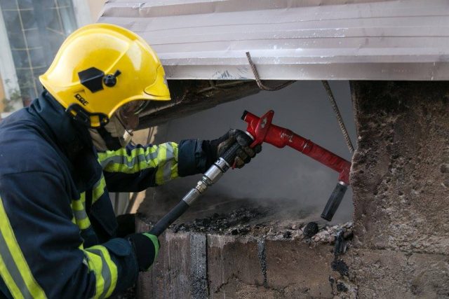 Bunkeri i shembur te ministria, amerikanët i bëjnë analizën