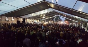 ARTAN FUGA/ Përse me Lulzim Bashën në çadër duan të hyjnë të gjithë…, përveç anëtarëve të qeverisë!