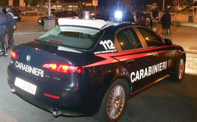 carabinieri2_3680.jpg