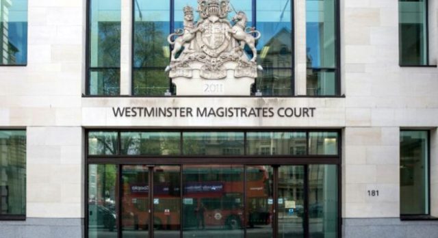 EMRAT/ Britani, arrestohen tre shqiptarë me mbi 15 kg kokainë në qese plehrash