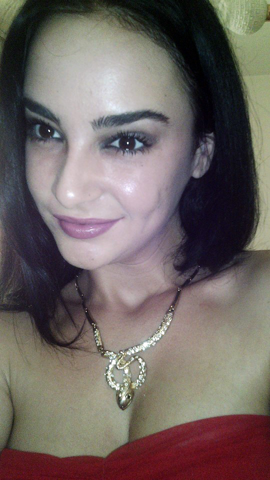 Flet studentja: Ja pse ia vura gjobën të dashurit biznesmen