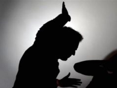 Dhëndri nga Kosova ju bën dhuratë pushime në Sarandë dhe “një dru të mirë” guras de vjehrrit