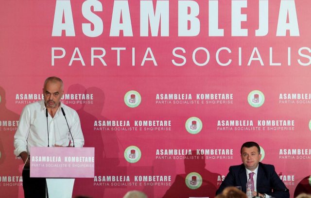 edi_rama_asmableja_ps_6508.jpg
