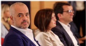 DEBATI/ Deputeti LSI “kryqëzon” kushërirën ministre të Edi Ramës