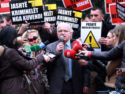 edmon_spaho_proteste_meta_ik_417.jpg
