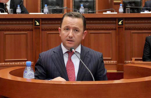 eduard_halimi_kuvend_13860.jpg