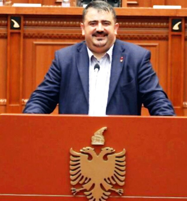 “Kaubojsi” kundër “Kodit Penal”: Asnjë biznesmen i huaj nuk do të vij këtu me 50 % burg të sigurt