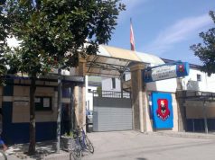 EMRI/ Elbasan, shkaktoi terror me plumba dhe u largua, gjendet makina