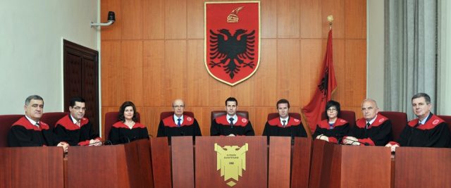 gjykata_kushtetuese_trupa_gjyqesore_2015_1067.jpg