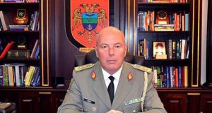 Shefi i Shtabit Jeronim Baze: Duhet kohë për zbardhjen e ngjarjes, pilotët me përvojë të kënaqshme