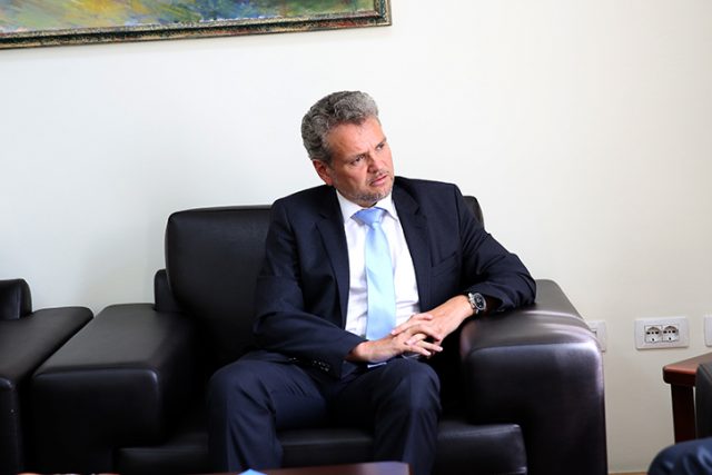 Ambasadori i Austrisë: Kultivimi i drogës problem në Shqipëri, BE po ndjek nga afër fenomenin