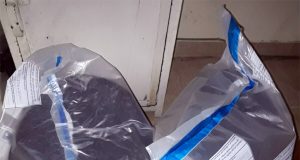 FOTO/ Krujë, policia kërkonte djalin hajdut, arrestohet babai për kanabisin që i gjendet në shtëpi