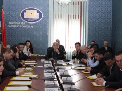 “Dosjet”, Doda-Braho-Subashi përplasen për fshatin dhe komunistët në Komisionin e Sigurisë