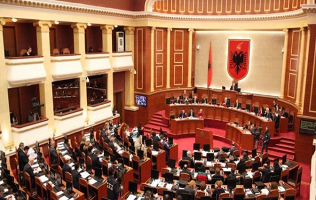 kuvendi_qeveria_e_deputetet_24855.jpg
