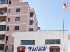 Lezhë, atentat me armë në parukeri, plagoset një grua