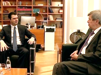 Eduard Kukan në Tiranë, nis takimet me krerët e politikës