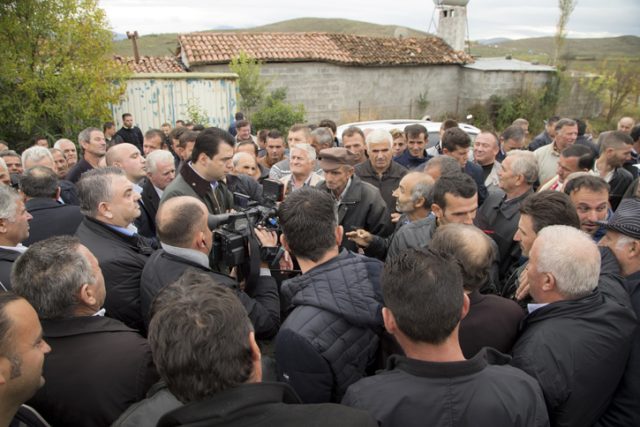 Basha: Më 8 dhjetor nisim përballjen pa kthim për largimin e qeverisë