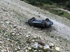 Bulqizë, shembet rruga, furgoni bie në humnerë