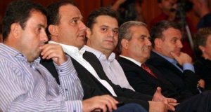 Pse Ben Blushi është i vetmuar në PS?