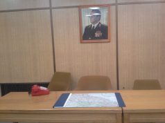 FOTO GALERI/ Një shqiptar vesh me pasqyra bunkierin e Titos në Sarajevë