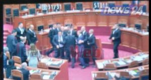 Edhe Roland Keta sulm fizik ndaj Braçes