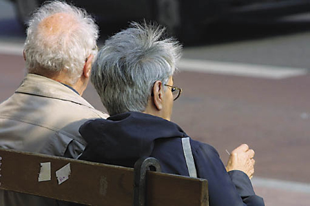 Ka nisur shpërndarja e shpërblimit për pensionistët, ja cilët e marin të parët