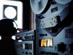 ZBULIMI/ Biznesmeni u jep ryshfet policëve, që t’i përgjonin telefonin e gruas