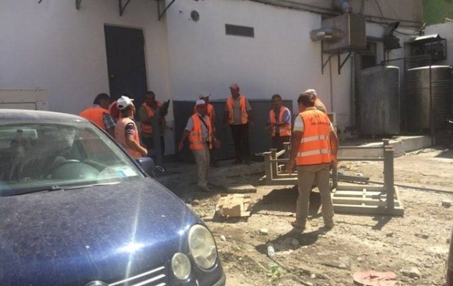 Policia Bashkiake mësyn biznesin e Bamllarit: O Zot! Enveri është ngjallur. Këta të vrasin