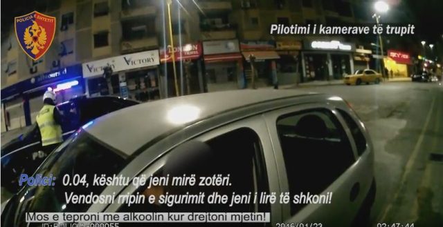 polici_me_shoferin_e_huaj_19488.jpg