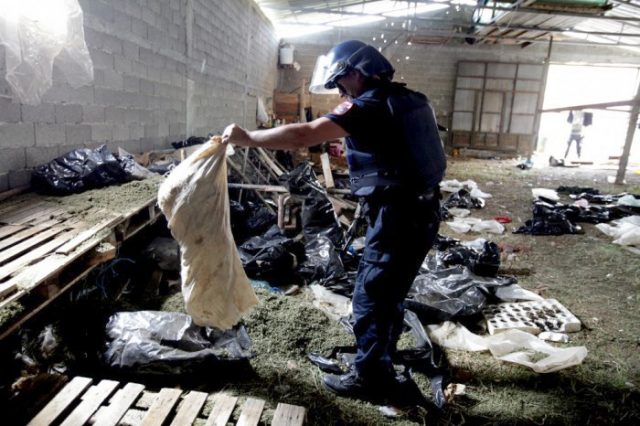 policia_droge_13435.jpg