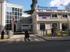 DETAJE/ Ja pse dhëndri plagosi me thikë vjehrrin, vjehrrën dhe kunatin