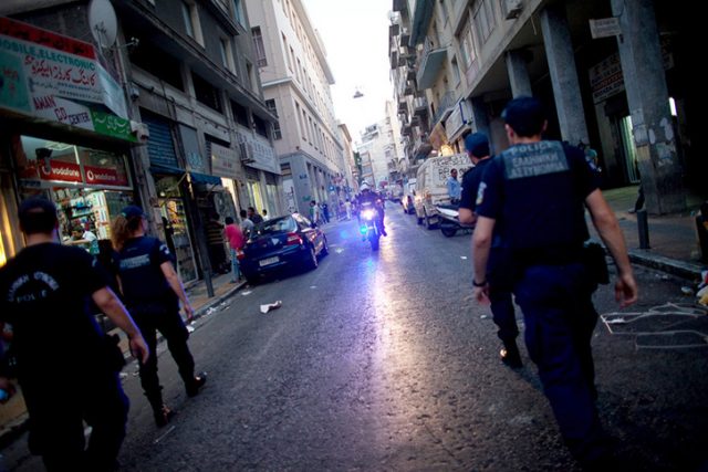policia_greqi_copy_1_29910.jpg