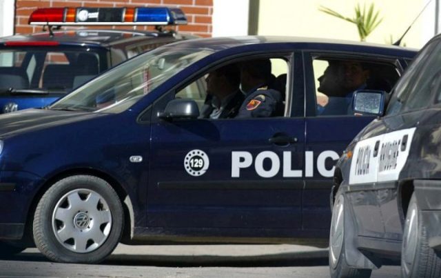 policia_makinat_29361.jpg