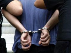 Ndalohet inspektori që i kërkoi lekë emigrantit në kufi