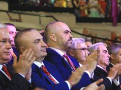 Koalicioni mazhoritar çel e mbyll derë, Paskal Milo hyn, Vangjel Dule del