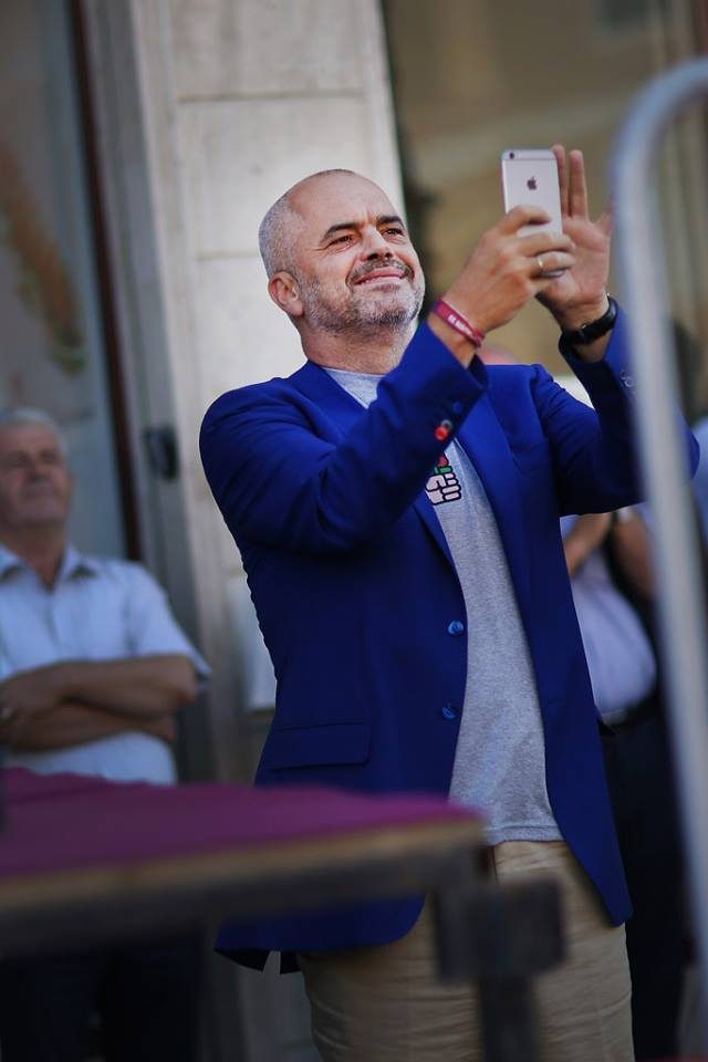Edi Rama, pse i quajti âprimitivĂ«â socialistĂ«t e GjirokastrĂ«s