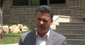 Ristani: Gati të pranojmë një paketë “McAllister +”, por jo pazaret e Ramës “më jep një rosë, të jap një bibë”