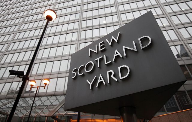 scotland_yard_7717.jpg