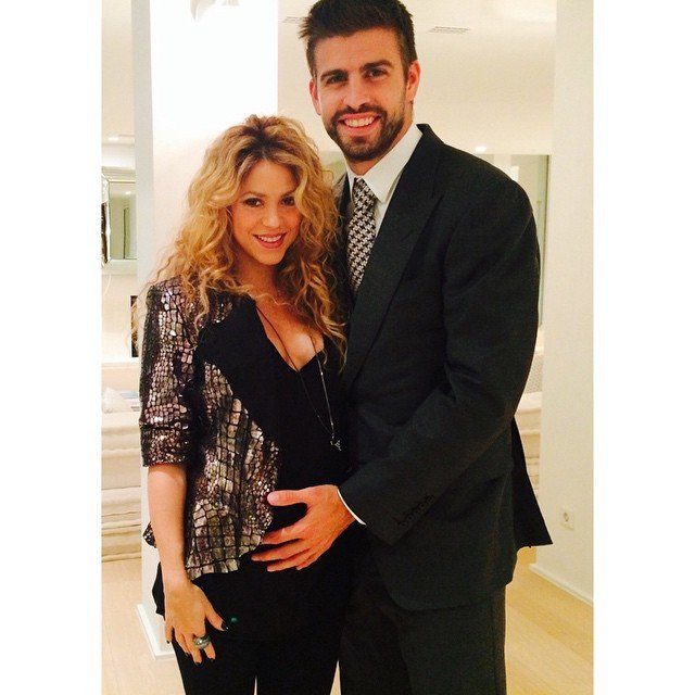 shakira_gerard_pique_sweetest_moments_35434.jpg