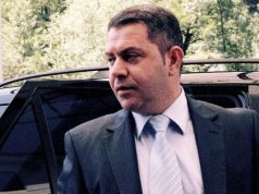 Shpëtim Idrizi në Vlorë takon strukturat e PDIU, debate të forta nën mbikëqyrjen e policisë