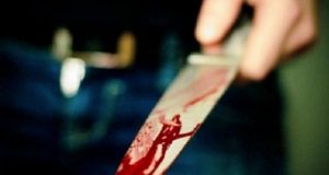 EMRAT/ Tiranë, konflikt tragjik, theret me thikë 27 vjeçari