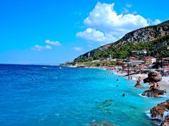 KOMENTET/ Zhgënjimi i turistëve polakë nga Shqipëria: Ushqimi i varfër, zhurmë dhe plehra